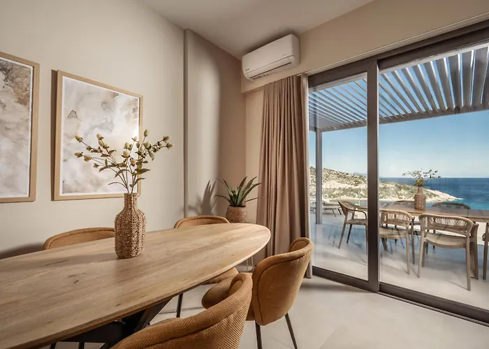 Ventalia Villas, 3br Sea View And Infinity Pool By Mana Gers *