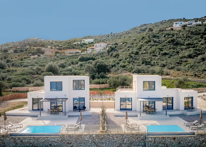 Ventalia Villas, 3br Sea View And Infinity Pool By Mana Gers Βίλα